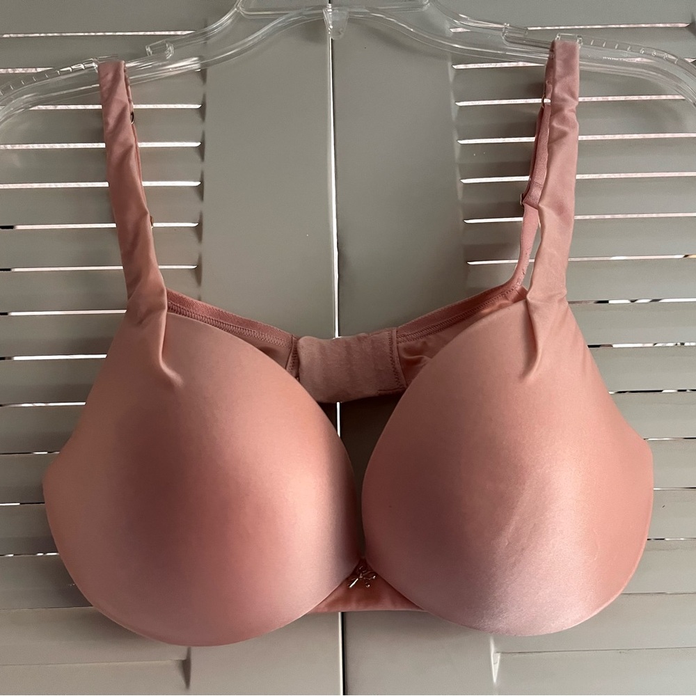 Victoria's Secret pink push-up bra size 34 D